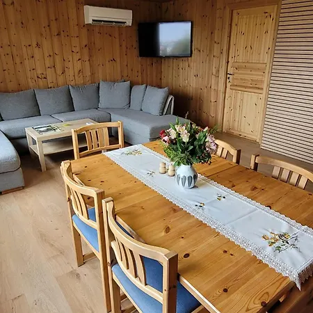 Adventure House Katrine 아파트
